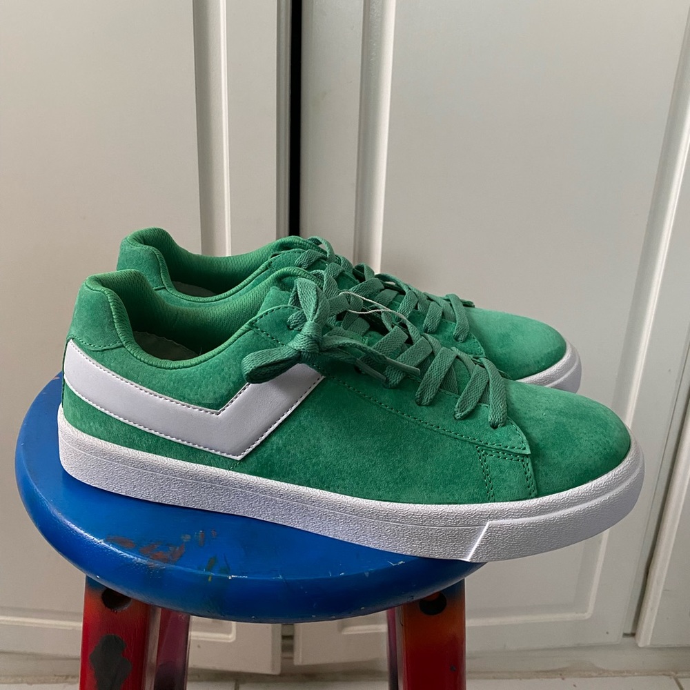 PONY SHOES